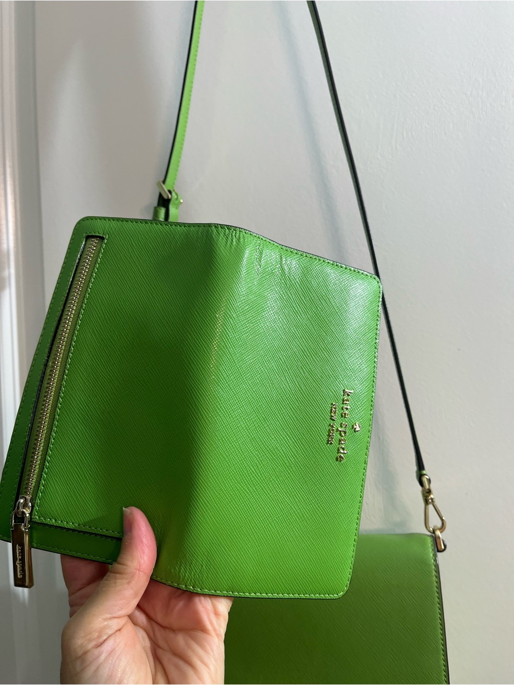 kate spade green crossbody with matching wallet - Picture 11 of 15